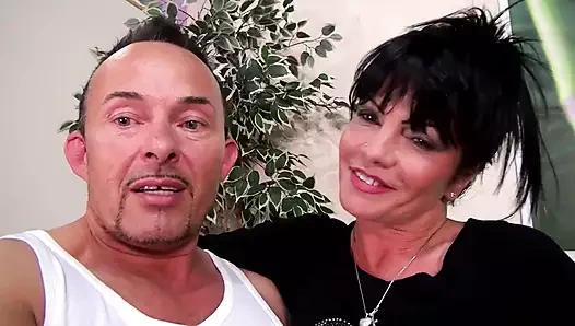 Alman özel video orta yaşlı seksi kadın