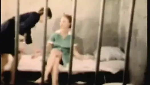 Hapishanede vahşi klasik dörtlü seks