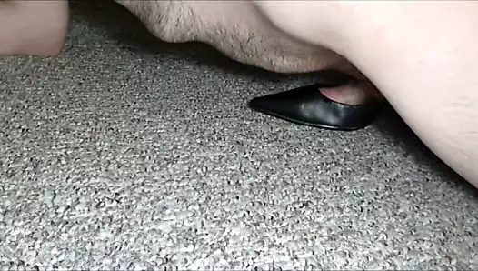 Kardeşin yüksek topuklu dövülerek ve cum