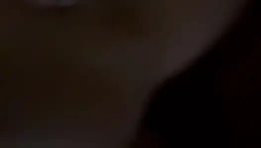 Bebek canlı şovlarıyla yanıyor