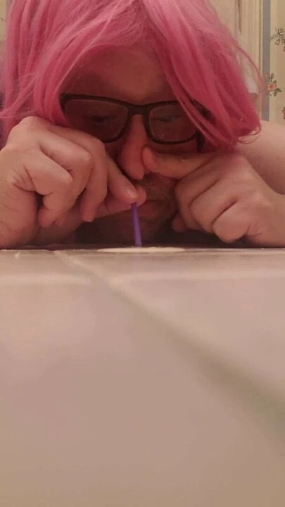 Сисси я фыркаю моей спермой с соломой