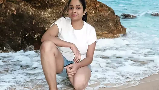 Köylü kız kocasının borcu için patronu tarafından sikiliyor (Hintçe ses kaydı)