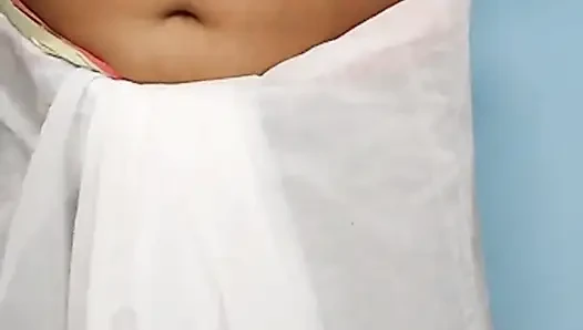 Hintli ateşli anne saree açık video ateşli