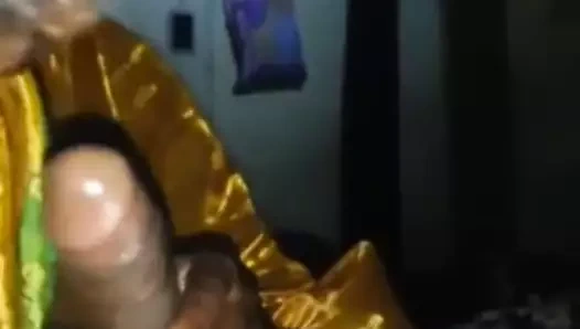 Desi güzellik içinde saari emme horoz ve binicilik