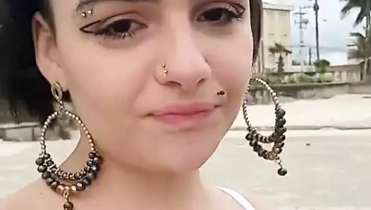 Sahilde yarak emmeyi seviyorum