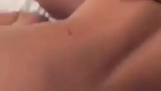 Sg eş var üçlü içinde otel