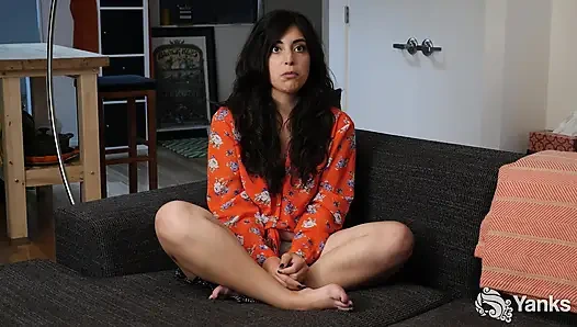 Catalina Rene'in bacak sallayarak orgazmları