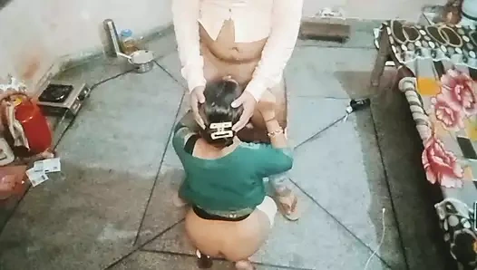 Köylü kızın efendisiyle ilişkisi vardı.