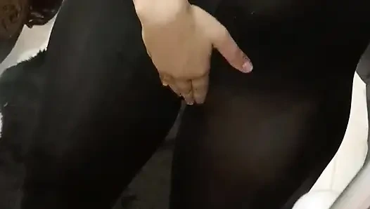 Kilotlu Çoraplı Islak Mastürbasyon