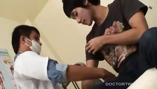 Asyalı iri güzeller non ve gus prezervatifsiz