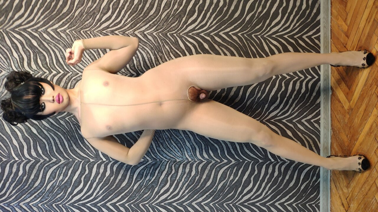 seksi vücut tayt transeksüel dans