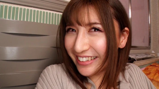 A047G04 şehre giden ve otele giden güzel bir kadını alın! Küskün bir güzellik seks arkadaşıyla seks yapıyor!