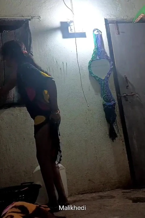 Hintli kız ve oğlan seks yapıyor