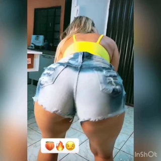 Cabeleireira Rabuda rebolando gostoso!