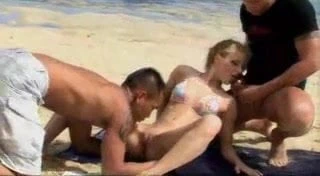 Küçük sikme üzerinde plaj m27