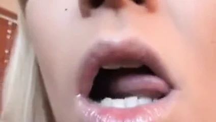 Trisha annabelle marlboro kırmızı web kamerası için benim adım anne gösteren benim