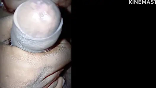 Sevimli tombul liseli kızlar garip bir durumda sıkışıyor
