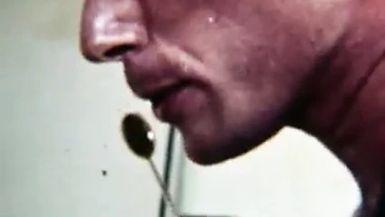 Bağbozumu kahrolası içinde the banyo