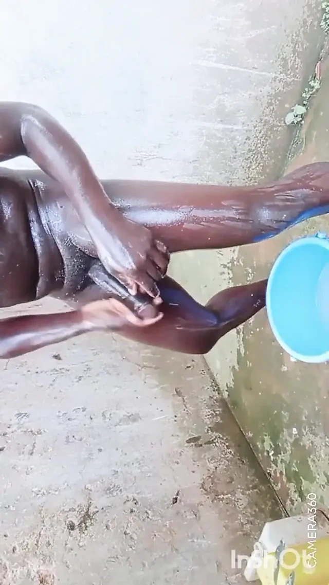 Afrika'da büyük zenci masajlı grup seks partisi