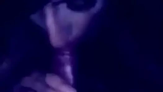 Uber sürücüsünden penis emmek