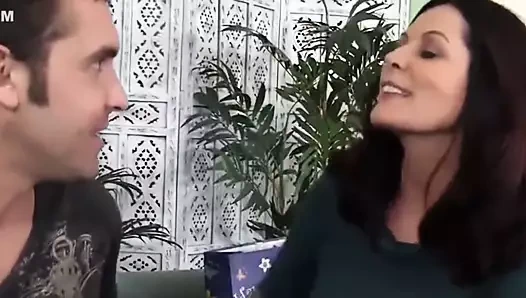 üvey oğlu var eğlenceli ile adım anne