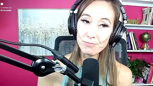 Trikepatrol röportajı - Christy Love (papaz, yetişkin sanatçı ve komedyen!)