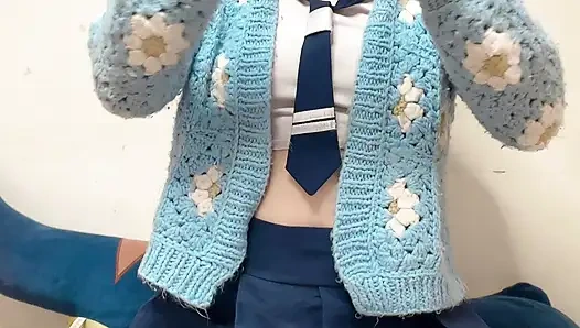 Hana Yeni Gün Iş Seks Kamerası Için Liseli Kız Kostümü Giyiyor