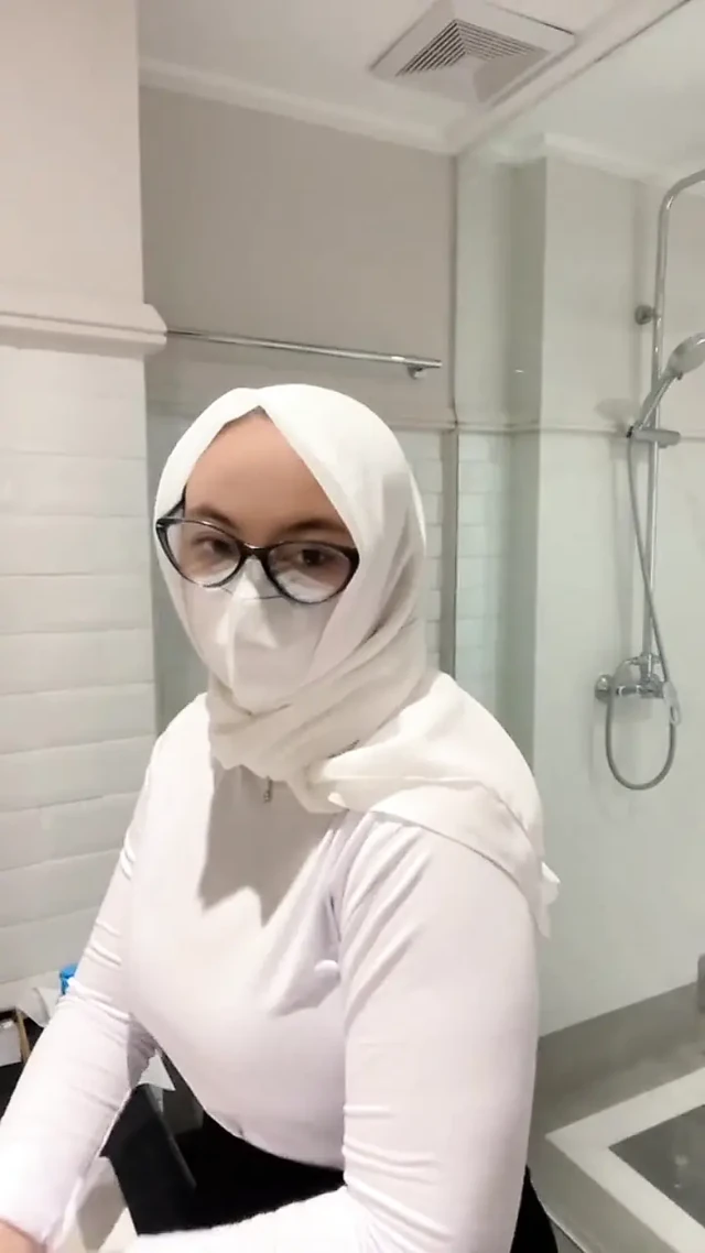 A Girl Who Has A Crush On Her Boyfriend Before Getting Married