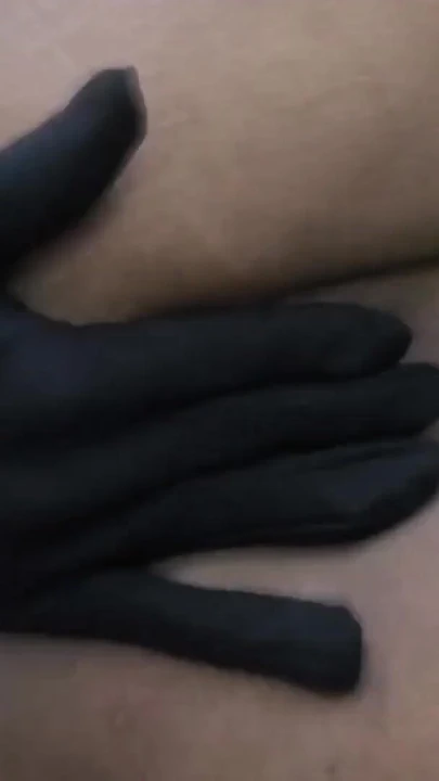 "Azgın Bengalli hatun ilk kez kamerada mastürbasyon yapıyor."