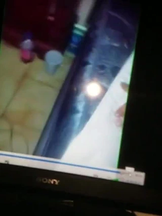 Bu şişko orospu seksi!