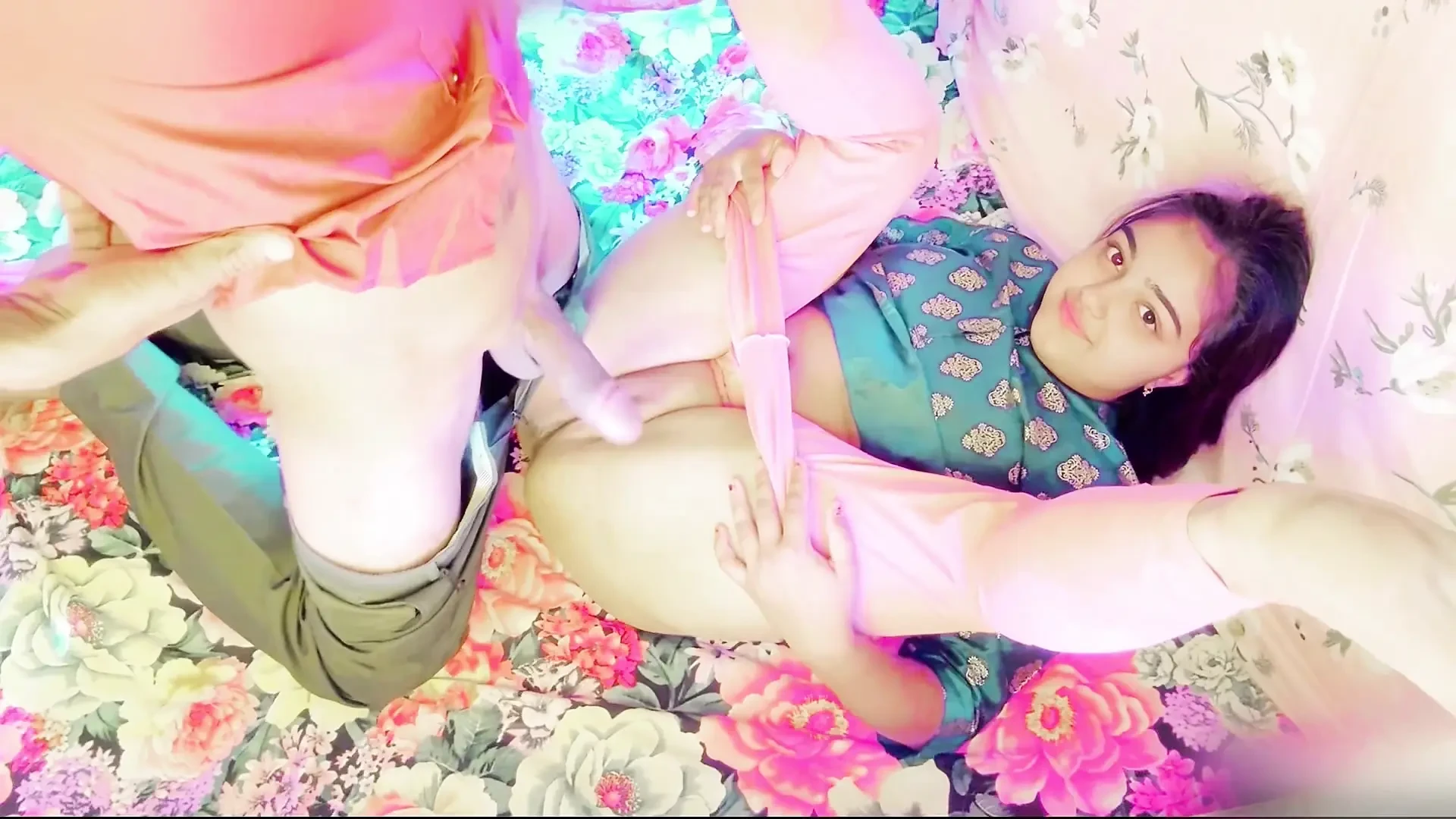 Indian desi Hot Village Girl Fucking, First time Fuck, she said Fuck me Faster i want to big dick, xxx video