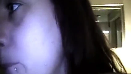 Cum sevgi dolu kar tavşanı verir kafa için bir siyah adam