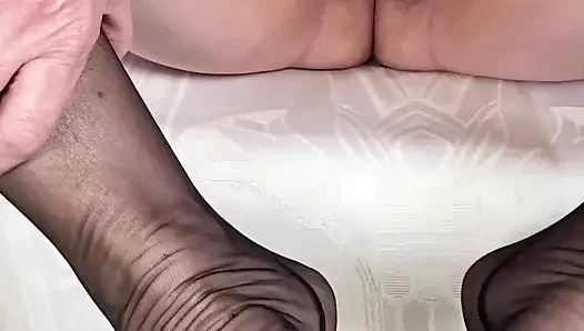 Yeni Külotlu Seksi Teyze Sandra