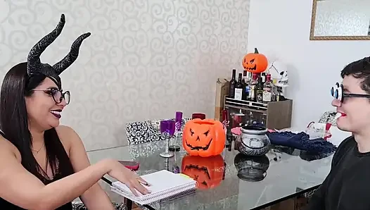 Acımasız öğretmen beta öğrencisine kadına itaat etmeyi öğretiyor