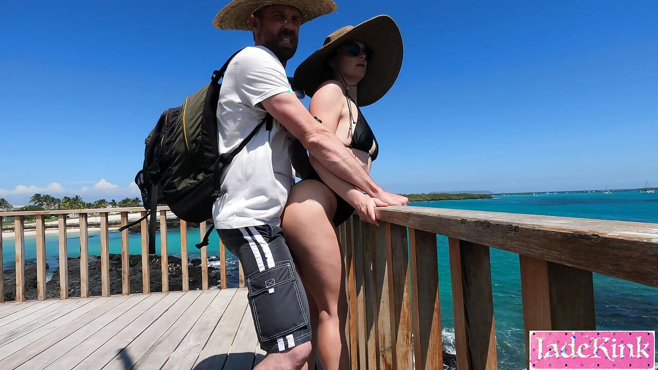 Jade Kink Lookout Fucking Near Public Beach