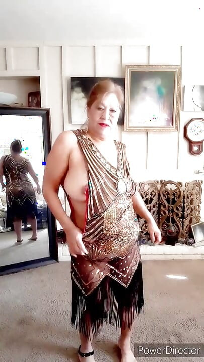 Kıllı amcıklı 71 yaşındaki latin striptiz dansı