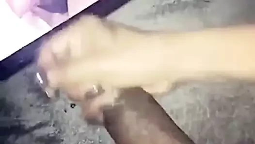 Travesti no WhatsApp da sua esposa