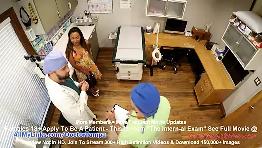 Doktor tampa muayene odasından çıktığında stajyer hastadan bj alır