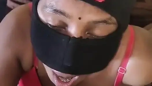 Lambe samay bad husbend ka lund chuskar pani muhn main nikali