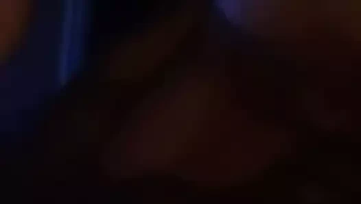 Escorte qui s'occupe bien de mon zizi