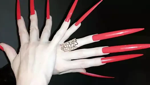 Lady l aşırı kırmızı tırnaklar(video kısa versiyonu)