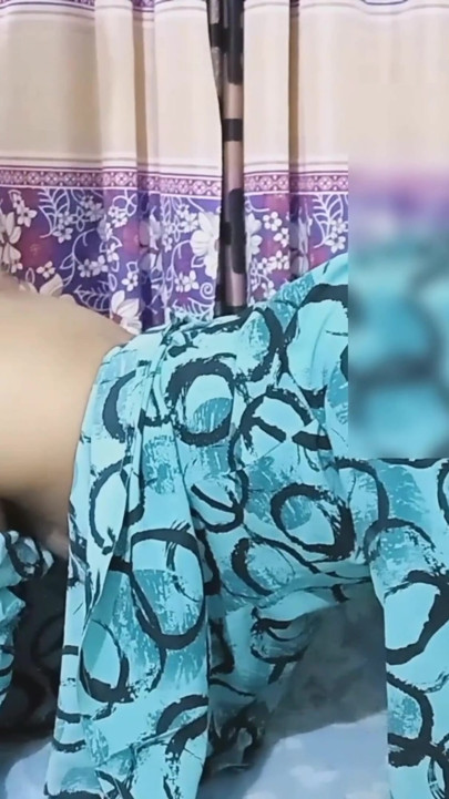 18 yaşındaki Hintli azgın kız arkadaş ilk kez sert seks yapıyor (bölüm-2) Bengalli edepsiz sesli seks videosu domaltmalı gerçek yüz | Klip 1