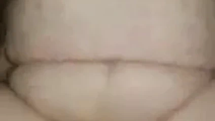 Ateşli iri güzel kadın