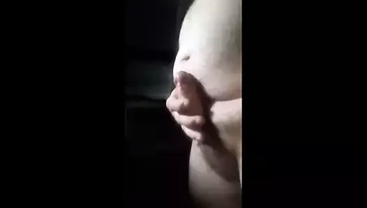 Kamiondzija iz Leskovca drka kurac u kabini (2020)