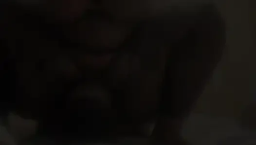 Dili amcığımın her yerinde