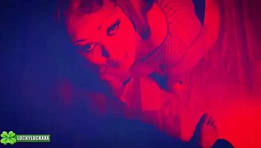Şanslı kız Sophia Rose - kırmızı ışık özel harika bakış açısı sakso