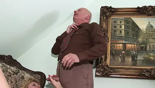 Olgun sürtükler yarak bağımlısı.