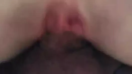 Mari'nin güzel pembe amcığı pompalanıyor