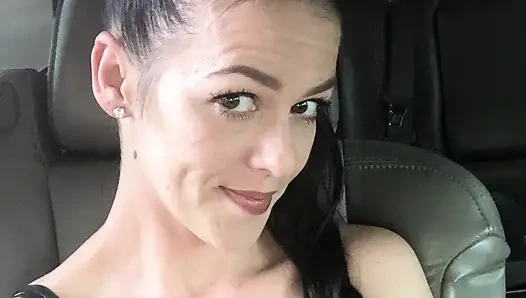 Cassie sikilmek istiyor