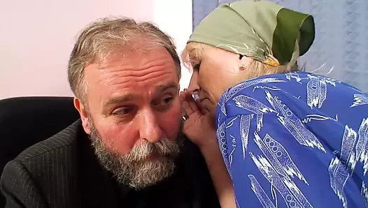 Seni memnun etmek için kusursuz bir şeye hazır ol